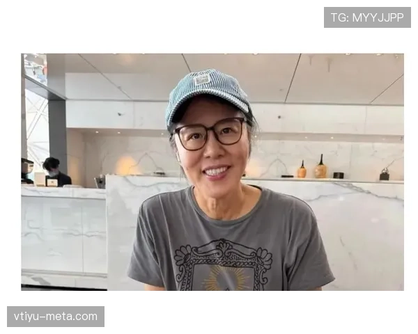 郎平退场后还能穿得这么高级，真当自己是排坛的章子怡？