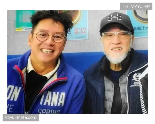 颜骏凌约会照流出,穿得像街坊大哥但买单那一刻真是豪横 颜骏凌约会照流出,穿得像街坊大哥但买单那一刻真是豪横